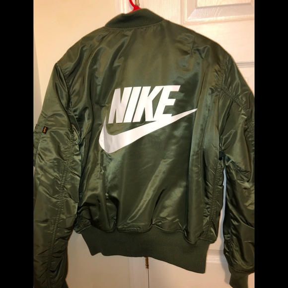 bomber jacket alpha industries nike